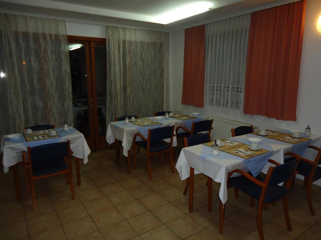 슬라본스키브로드 Pansion Antonio B&B 외부 사진