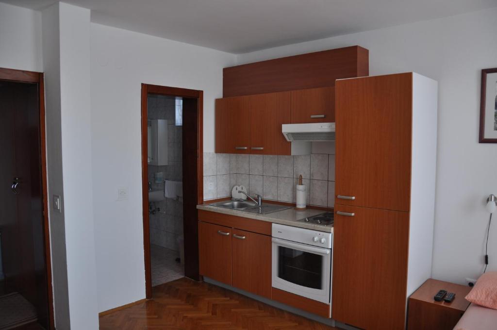 슬라본스키브로드 Pansion Antonio B&B 외부 사진